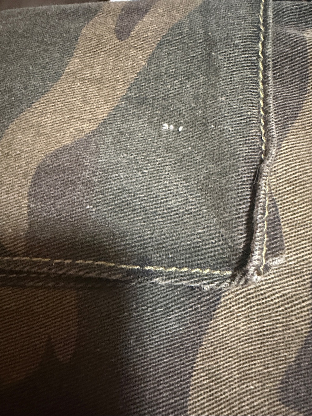 POL Camo Cargo Joggers in Olive Green BNWT LARGE - Picture 6 of 7